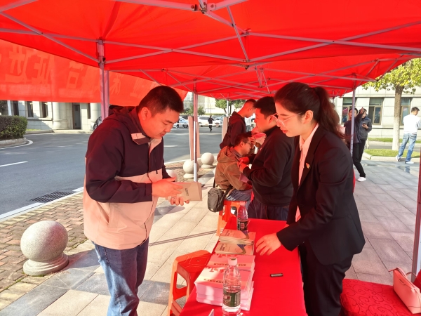 _cgi-bin_mmwebwx-bin_webwxgetmsgimg__&MsgID=6681903927103498004&skey=@crypt_2454ecff_d3c252bc65a672e3778c1ae9835de361&mmweb_ _cgi-bin_mmwebwx-bin_webwxgetmsgimg__&MsgID=6681903927103498004&skey=@crypt_2454ecff_d3c252bc65a672e3778c1ae9835de361&mmweb_